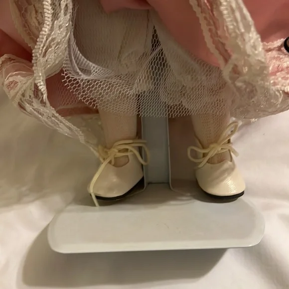 Vintage Porcelain Doll - Picture 4 of 6